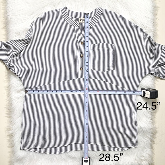 SOLD-Show Me Your Mumu Oversize Popover Tunic - Picture 10 of 10